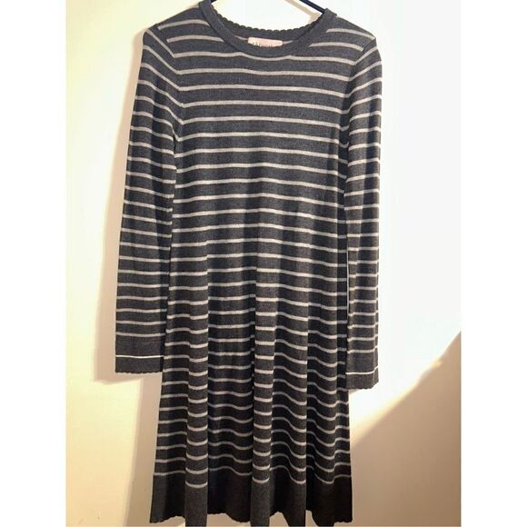 Philosophy cashmere long sleeve fit and flare sweater dress size small - Picture 2 of 7